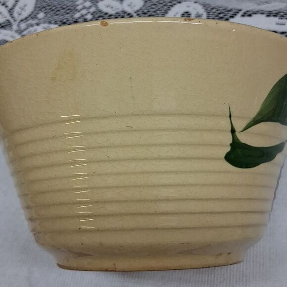 Watt Oven Ware #6 & #7 Mixing Bowl 3 Leaf Apple Hull, Iowa - Picture 10 of 14